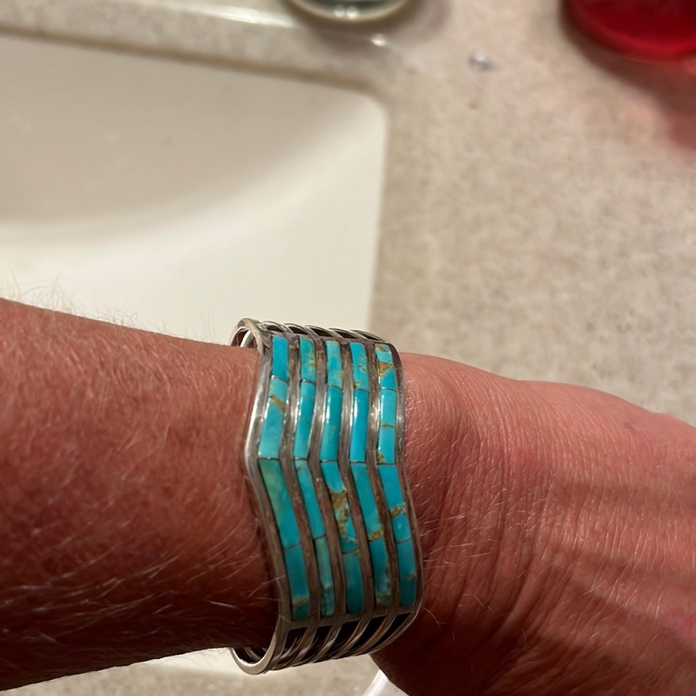 Artisan made TURQUOISE Native American cuff bracelet